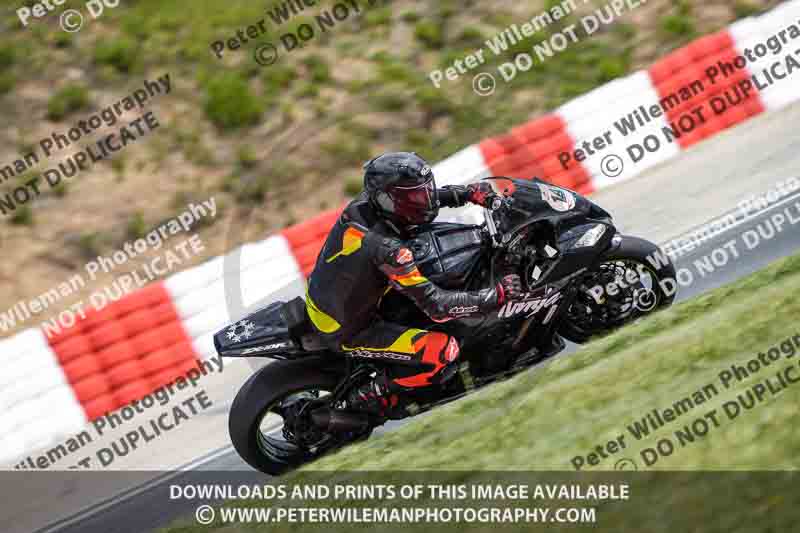 cadwell no limits trackday;cadwell park;cadwell park photographs;cadwell trackday photographs;enduro digital images;event digital images;eventdigitalimages;navarra;no limits trackdays;peter wileman photography;racing digital images;trackday digital images;trackday photos